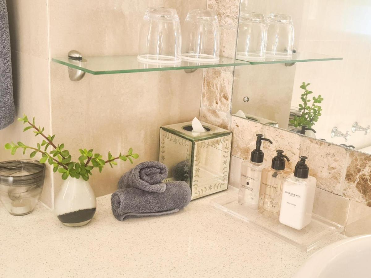 No 4 Boutique Beach House 伊丽莎白港 外观 照片